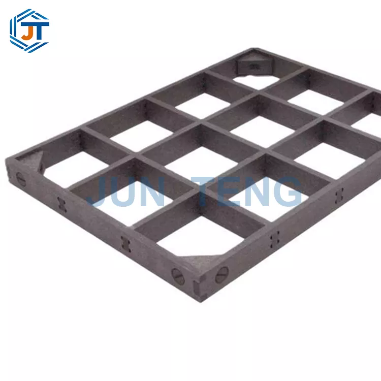 Piezas de carbono con forma de carbono